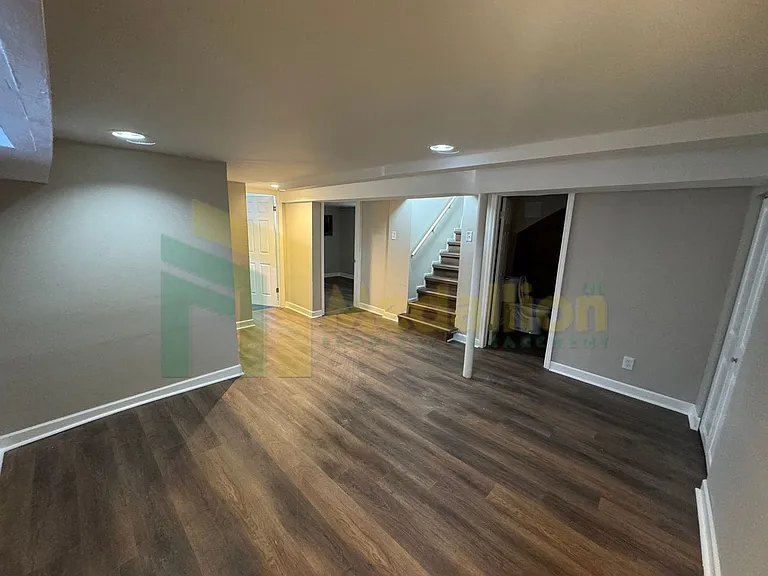 9648 S Yale Ave — Photo 14