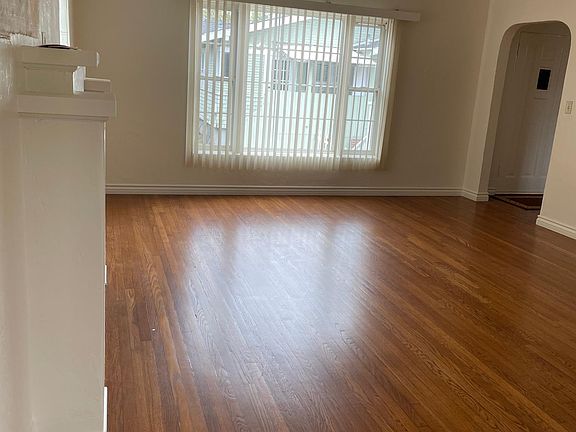5th image of 3233 Grim Ave