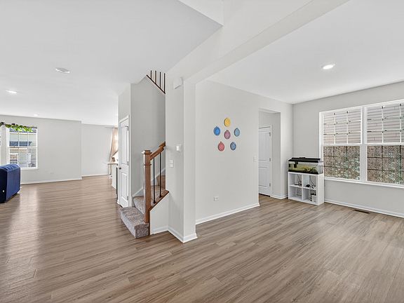 5th image of 3803 Ivy Ln