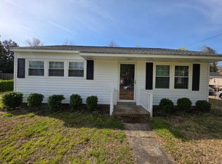 2523 Lofurno Rd, Chesapeake, VA 23323