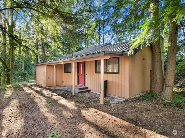 48 Lake Louise Drive, Bellingham, WA 98229