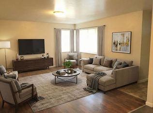 11818 Foothill Way #3, Oakland, CA