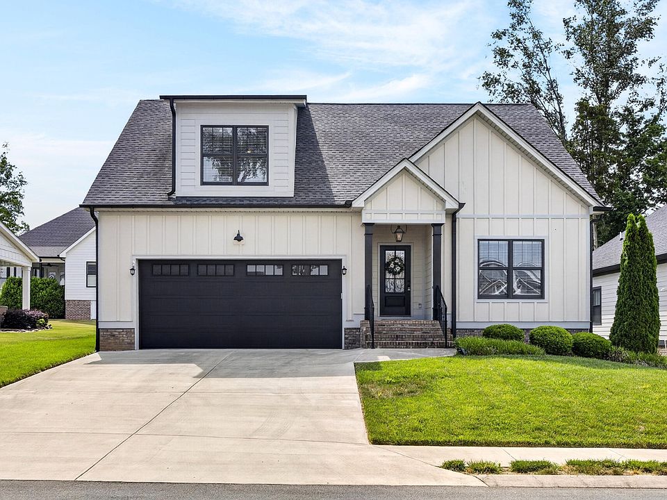1st image of 5025 Grove Park Ct NE