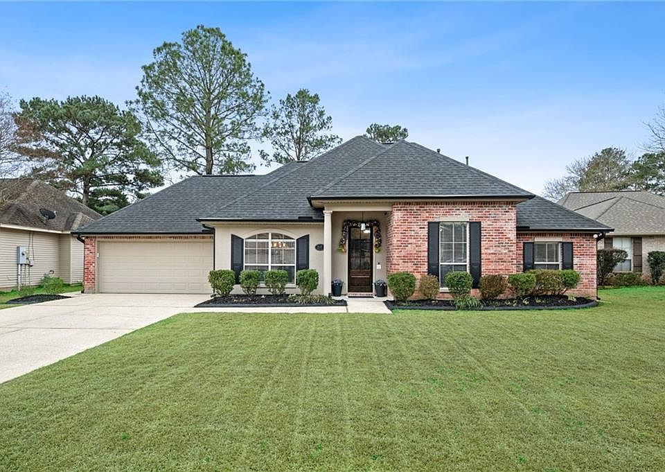 1st image of 247 Highland Oaks N