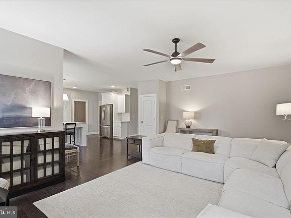 4th image of 339 Bowyer Ln