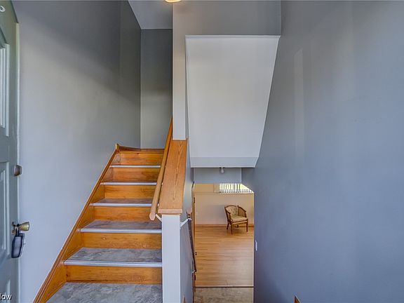 2nd image of 6386 Edgehurst Dr