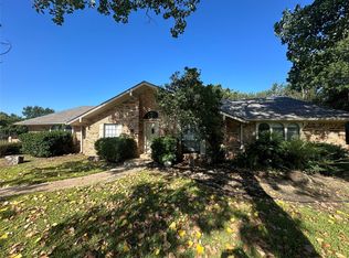 1606 Carriage Estates Rd, Sherman, TX 75092
