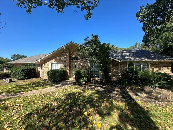 1606 Carriage Estates Rd, Sherman, TX 75092