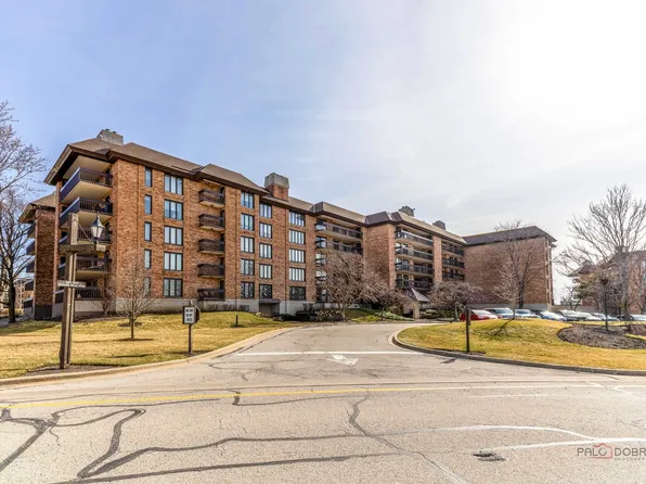 3801 Mission Hills Rd APT 209, Northbrook, IL 60062