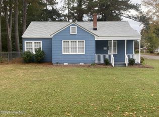 1306 N Respess Street, Washington, NC 27889