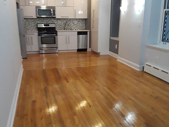 2nd image of 530 2nd St APT A2
