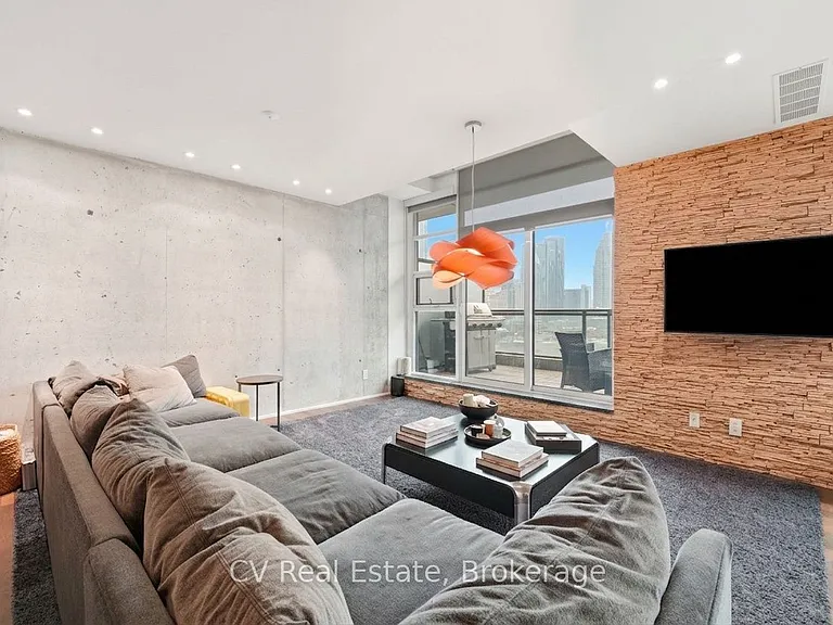 333 Adelaide St E #1414 — Photo 9