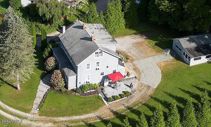 1st image of 12 Mountain St