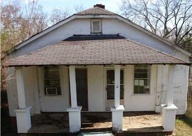 1st image of 3548 Crompton St