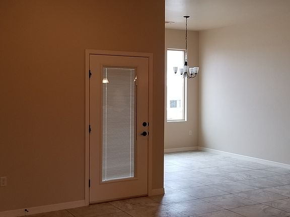 4th image of 3046 Dos Vistas Ave