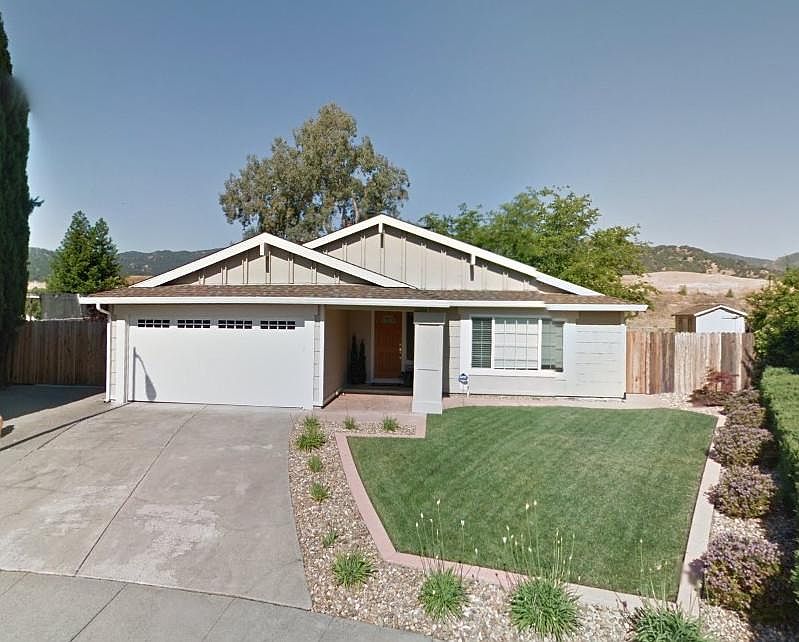 1st image of 142 Palisades Ct