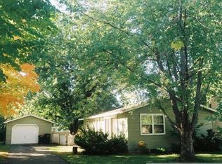 706 Saint Croix St N, Hudson, WI 54016