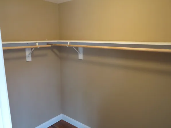 14 Summit St, Newark, NJ 07103
