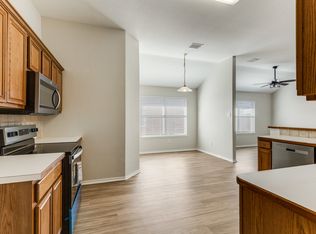 8113 Ruse Springs Ln, Fort Worth, TX 76131