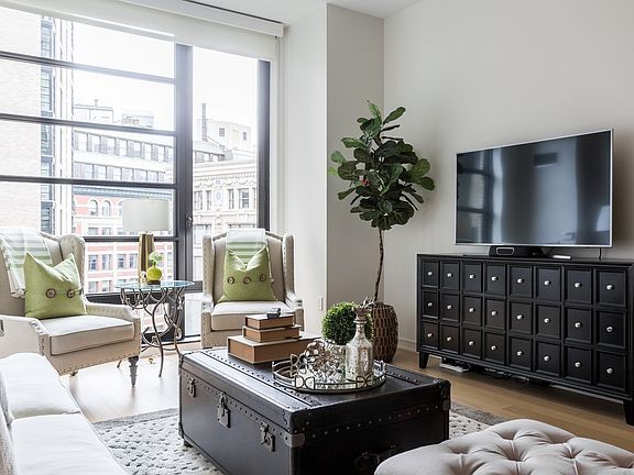 3rd image of 580 Washington St #812