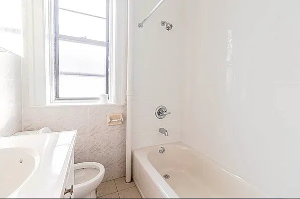 Rented by Sorensens Parkview Terrace Real Estate Inc | media 11