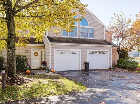18 Teal Cir #18, Walpole, MA 02081