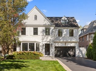 1229 Ash St, Winnetka, IL 60093