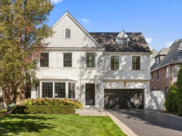 1229 Ash St, Winnetka, IL 60093