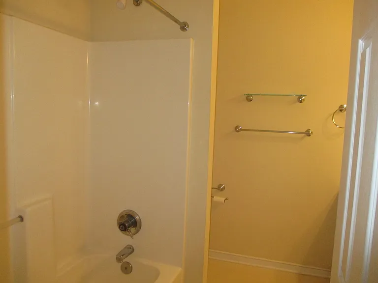 11420 Avery Green Ct — Photo 7
