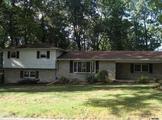 359 Blue Ridge Dr, York, PA 17402