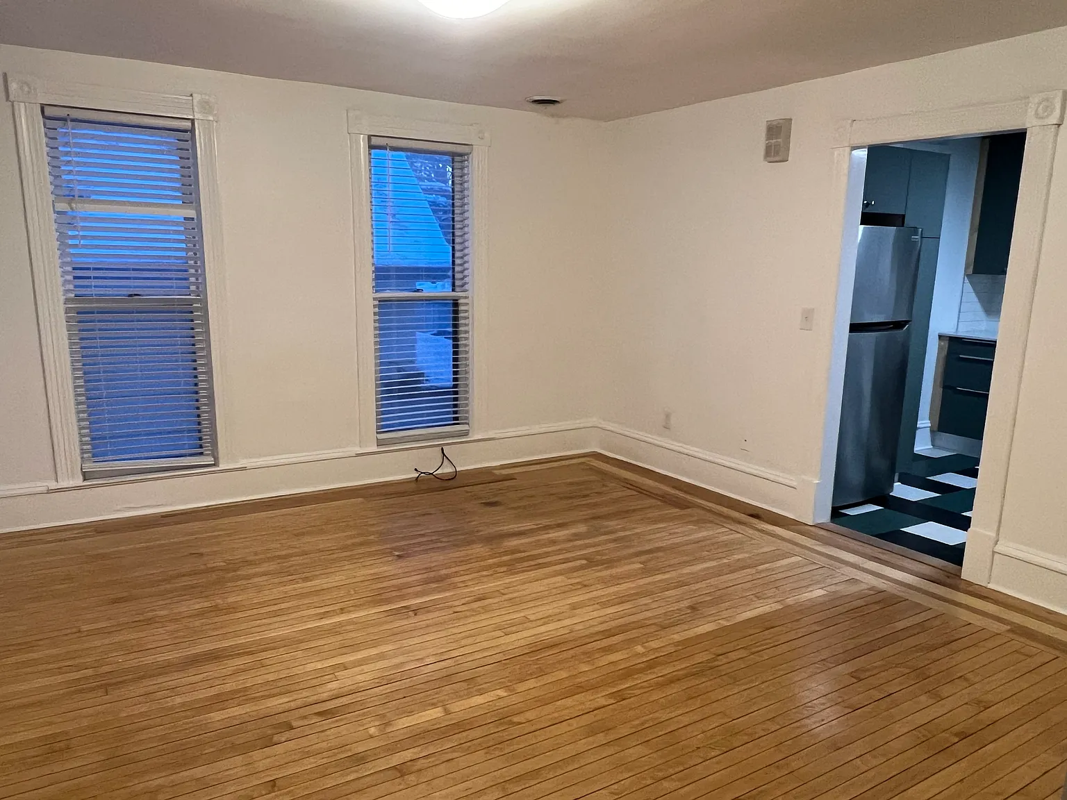 2 bed, 1000 sqft, $1,500 — Photo 3