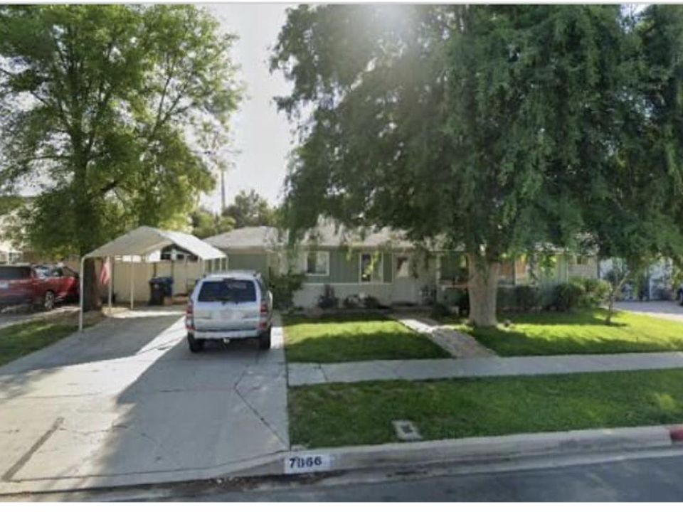 1st image of 7866 Andasol Ave