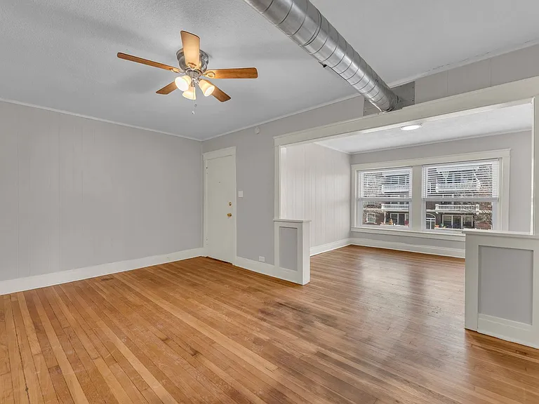 4220 Harrison St — Photo 8