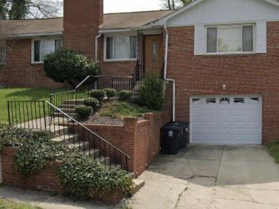 3411 29th Ave, Temple Hills, MD, 20748