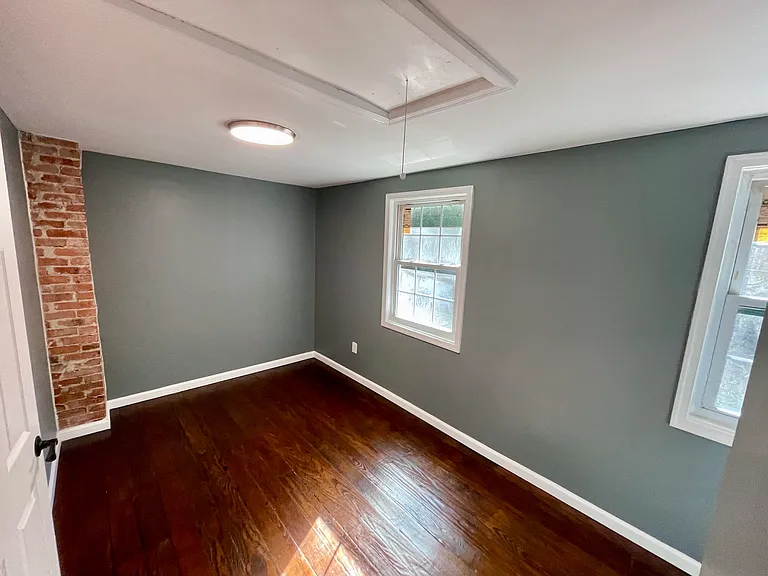 713 Warren Rd — Photo 34