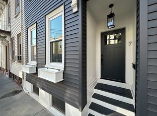 7 7th St, Cambridge, MA 02141