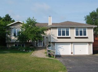 707 Mini Dr, Petoskey, MI 49770