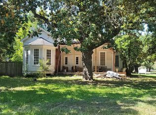 2416 Avenue G, Bay City, TX 77414