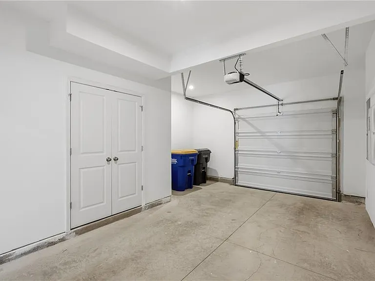 1422 Creekside Cir #211 — Photo 26