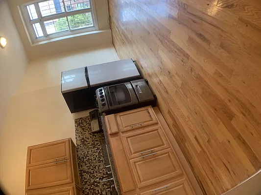 Rented by David Berkowitz, LREB | media 7