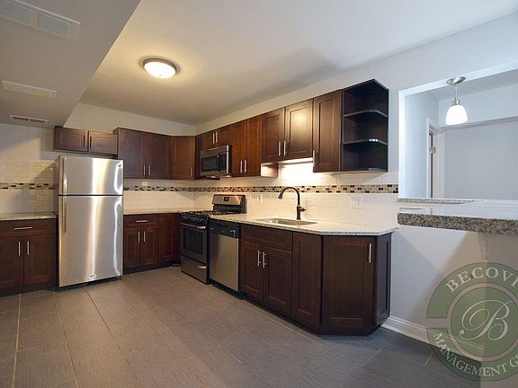 2nd image of 4701 N Albany Ave #G