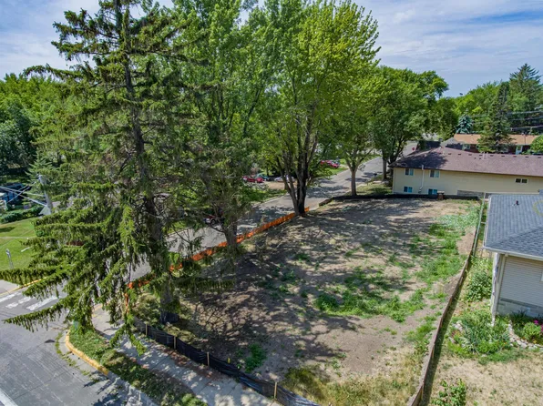 123 S Oak St, Norwood Young America, MN 55368