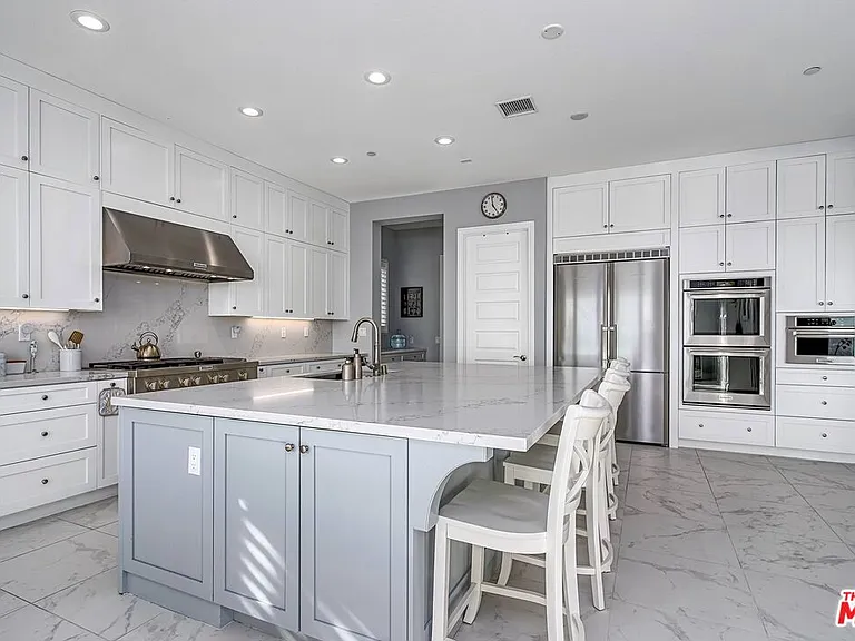 20326 W Liverpool Way — Photo 18
