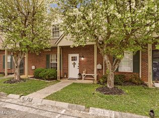 3521 Crossroads Way, Knoxville, TN 37918