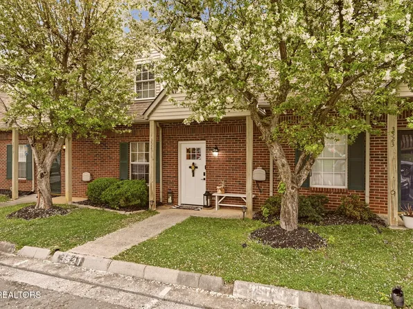 3521 Crossroads Way, Knoxville, TN 37918