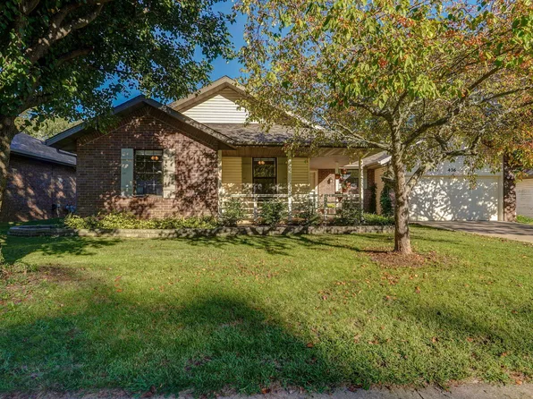 436 S Dove Valley Avenue, Springfield, MO 65802