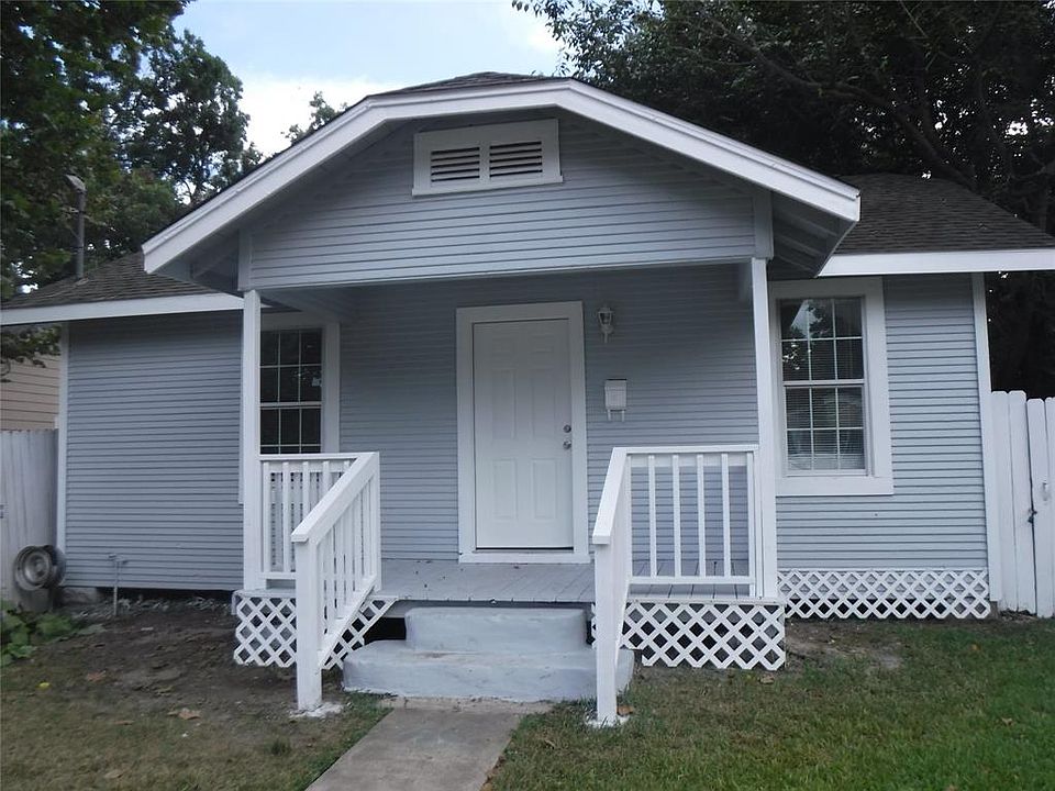 1st image of 311 E Pearce St
