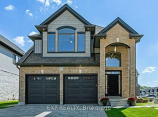 1255 Emma Chase, London, ON N6G 0W3