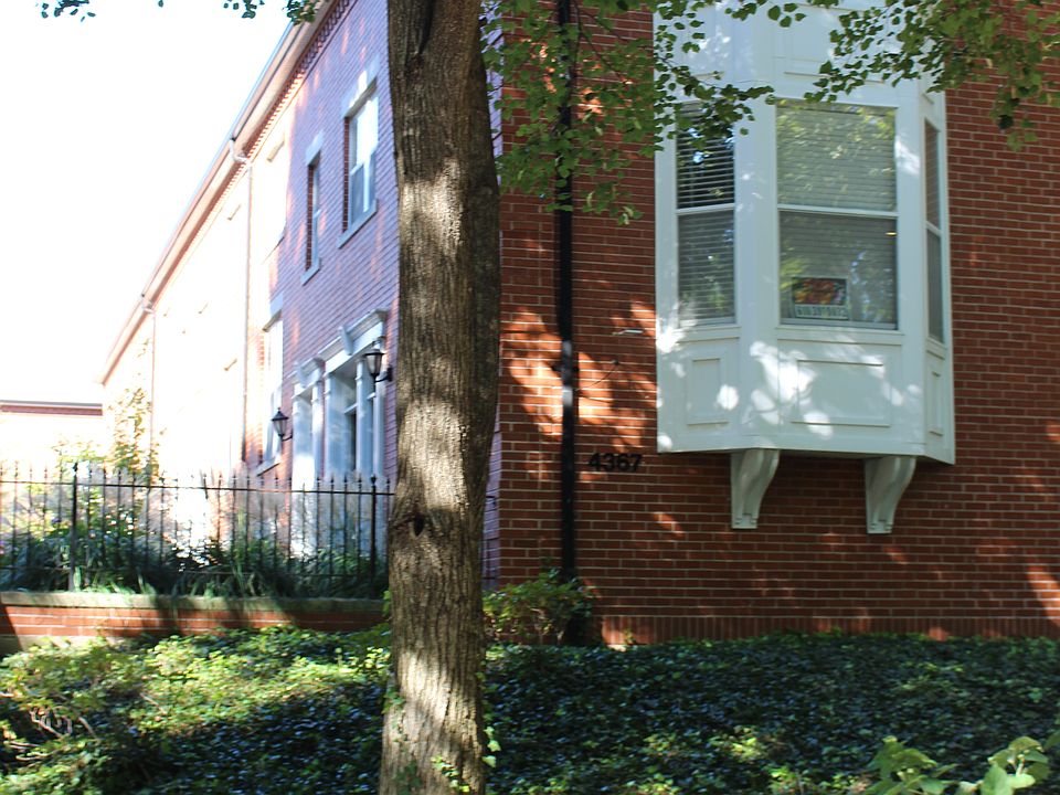 1st image of 4367 Laclede Ave APT B