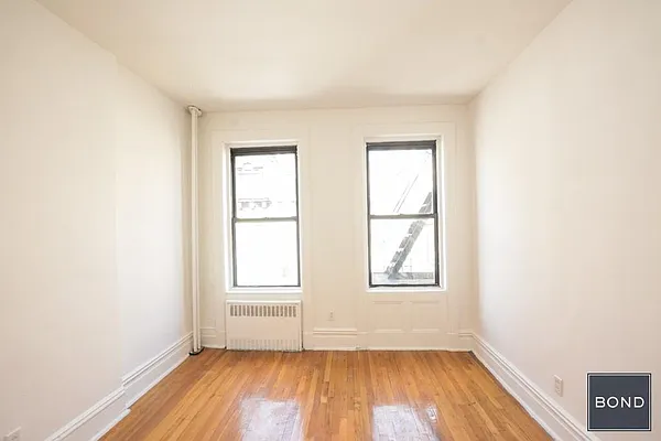 Rented by Bond New York | media 2